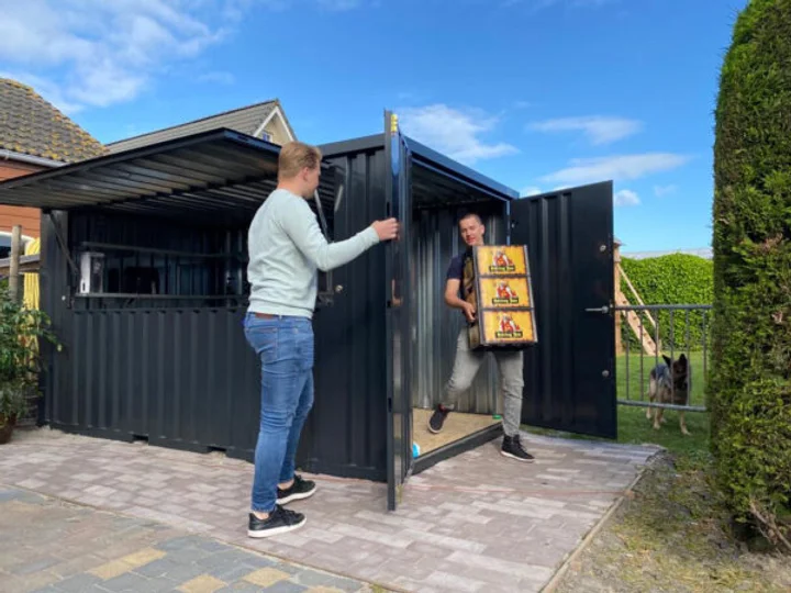 DISMOUNTABLE BAR CONTAINER 4×2 METERS BLACK RAL 9005 - Image 2