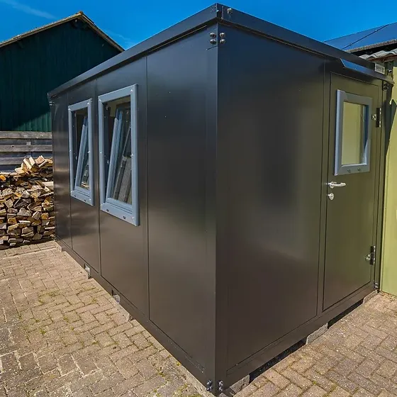 CONSTRUCTION BUNGALOW 4 X 2 METERS - Image 10