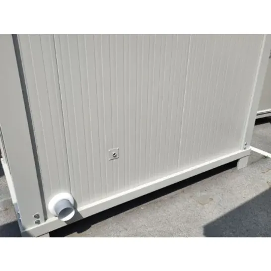 SS1 SANITARY BLOCK WITH 2 TOILETS AND 2 NEW HAND WASHER - Image 5